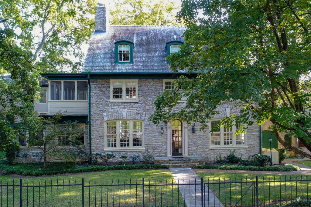 New Listing | 1925 Capers Ave, Nashville | Listed by Michael Elsnor | $1,100,000