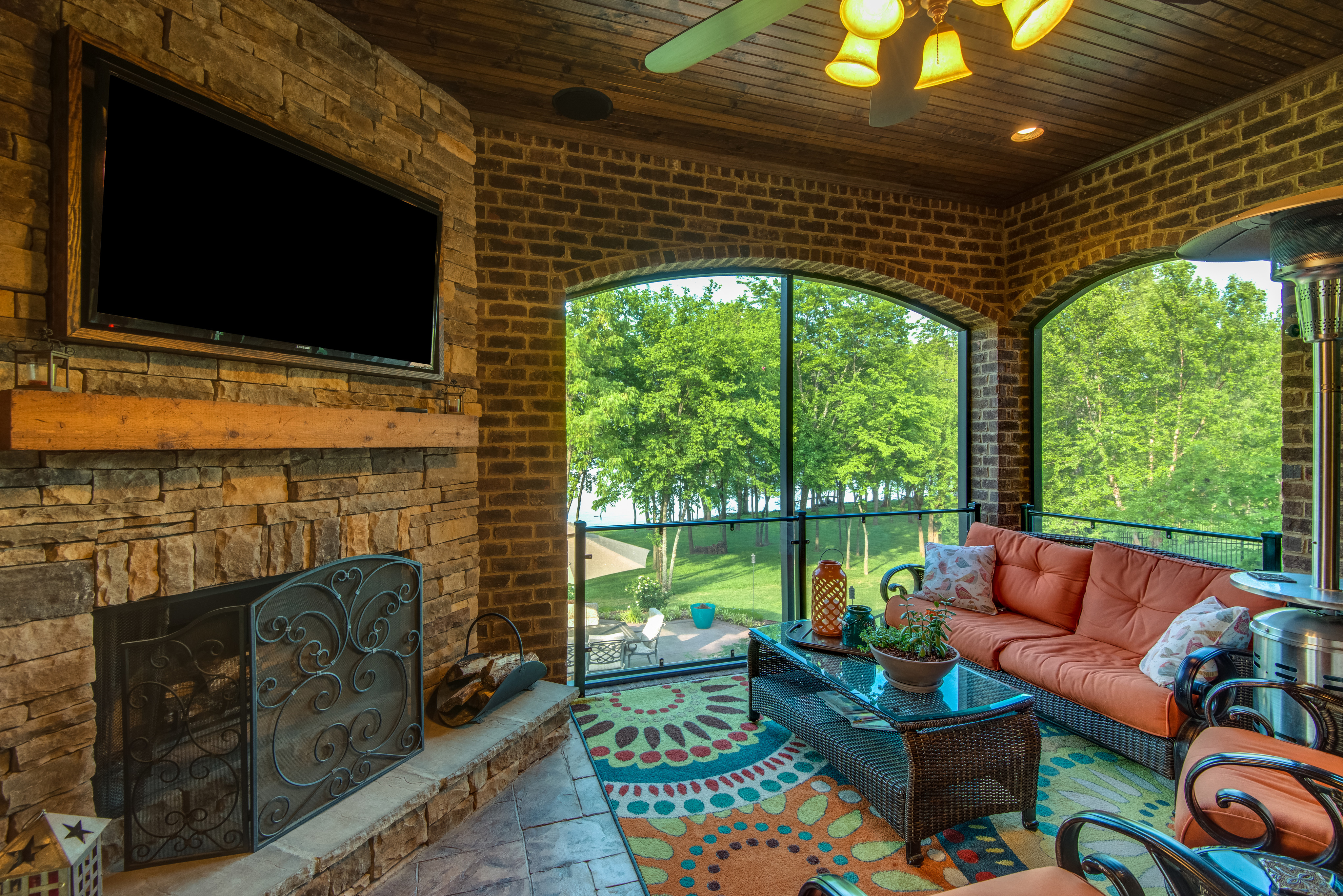 MLS# 1929297 | Listed by Pam Klos of Klos Properties | Parks Realty | 1084 Albatross Way Gallatin, TN, 37066