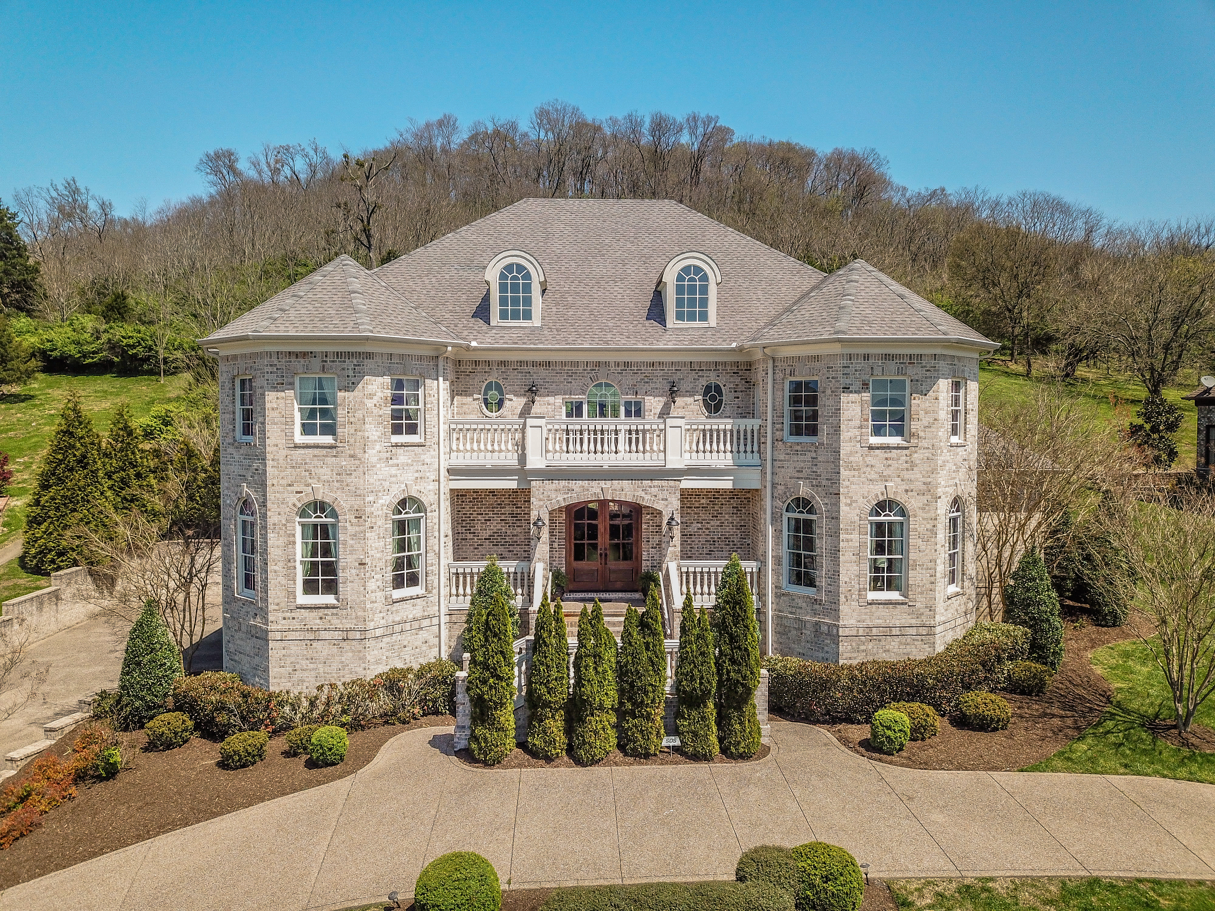 684 Legends Crest Dr, Franklin | MLS # 1919282 | $1,600,000 | Listed by Melissa Freeman | Parks Realty